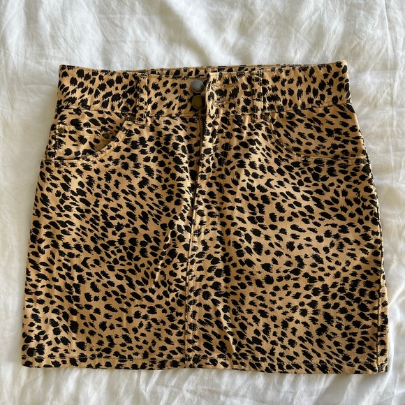 Billabong cheetah denim skirt - Picture 3 of 6